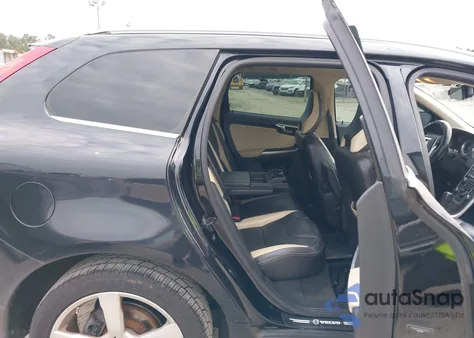 2011 Volvo Xc60 3.2/3.2 R-Design из США, поврежденный, VIN YV4952DZ1B2190750